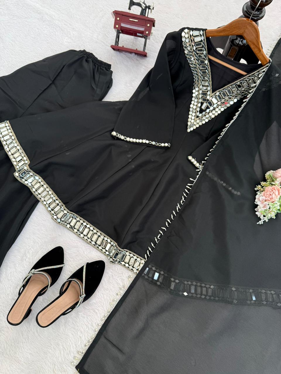 3 piece plazzo pair with real mirror and embroiderry work CODE : 5942